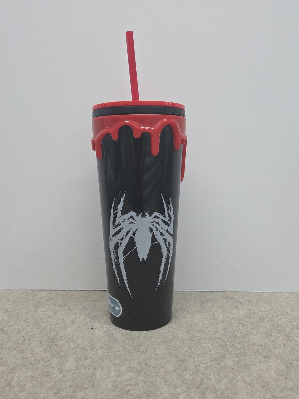 Marvel We Are Venom Black Tumbler Drip Lid Straw
